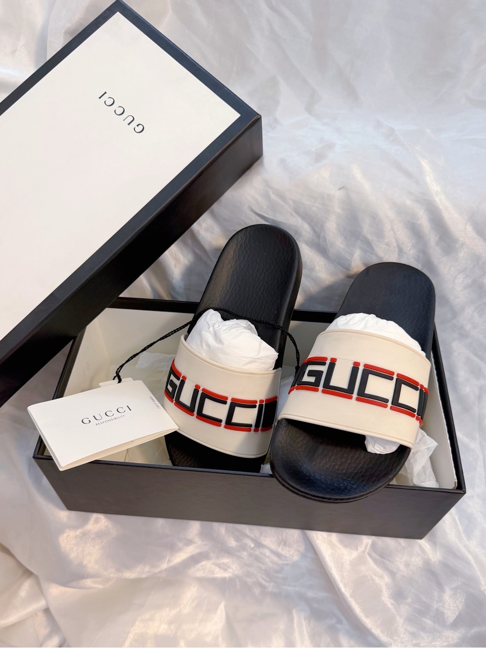 Gucci Stripe Rubber Slide sandals